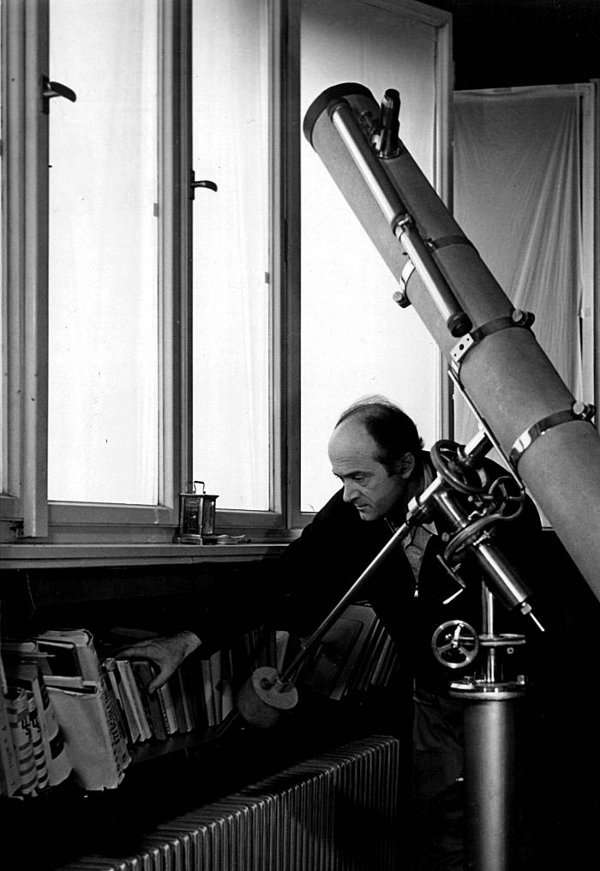 S hvězdářským dalekohledem, foto: M. Jelínek, 1965 | Jaroslav Paur